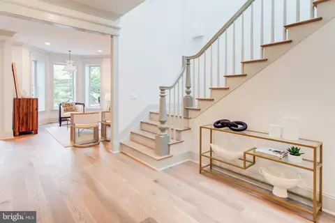 Entry Way - 214 10th St NE, Washington, DC 20002 photo 2 of 3