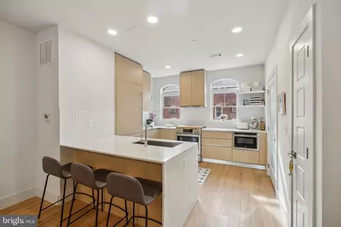 1309 E Street St SE #36, Washington, DC 20003 photo 3