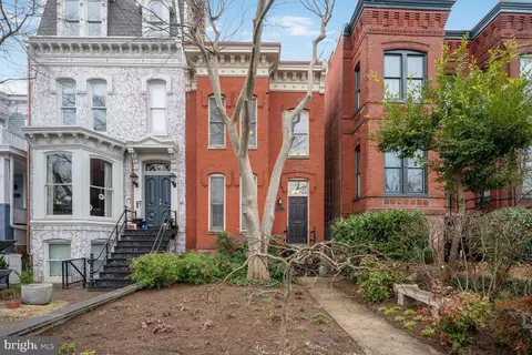 617 Massachusetts Ave NE, Washington, DC 20002