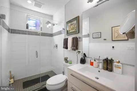1337 K St SE #PH-1, Washington, DC 20003 photo 22