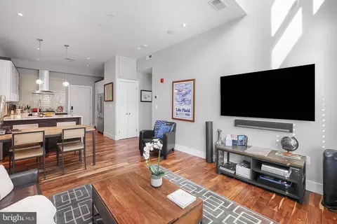 1337 K St SE #PH-1, Washington, DC 20003 photo 4