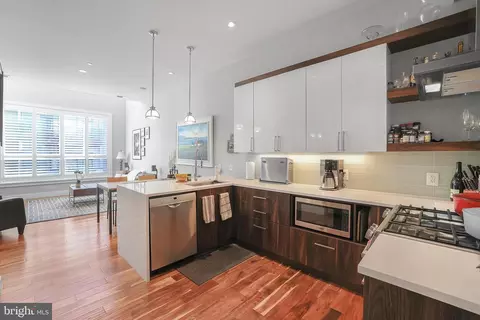 1337 K St SE #PH-1, Washington, DC 20003 photo 10