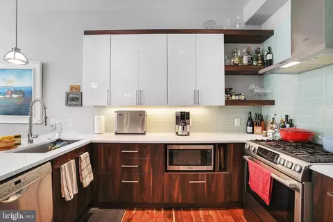 1337 K St SE #PH-1, Washington, DC 20003 photo 16