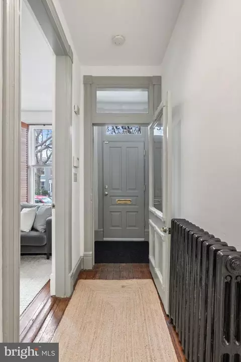 339 8th St NE, Washington, DC 20002 photo 6