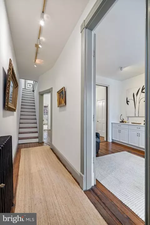 339 8th St NE, Washington, DC 20002 photo 4