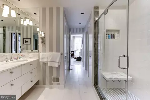 3224 Volta Pl NW, Washington, DC 20007 photo 24
