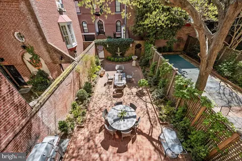 3224 Volta Pl NW, Washington, DC 20007 photo 8