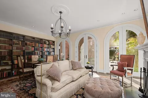 3224 Volta Pl NW, Washington, DC 20007 photo 11