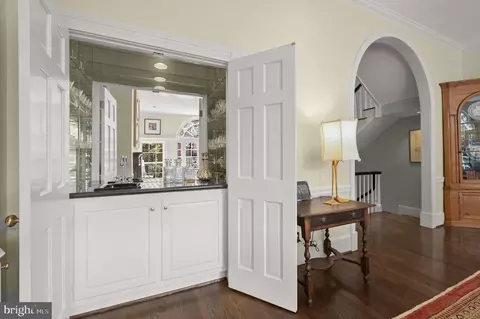 3224 Volta Pl NW, Washington, DC 20007 photo 9