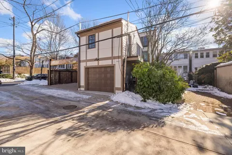 3601 R NW, Washington, DC 20007 photo 32
