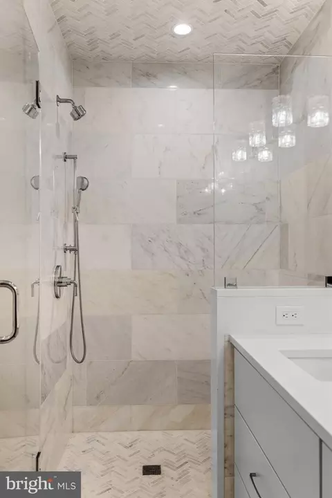 3601 R NW, Washington, DC 20007 photo 11