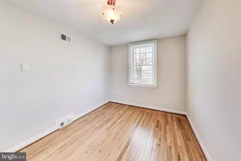 4020 E St SE, Washington, DC 20019 photo 20