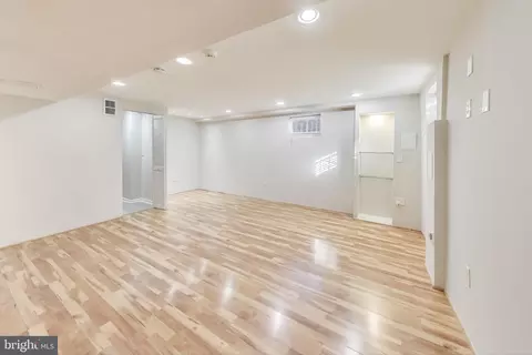 4020 E St SE, Washington, DC 20019 photo 26