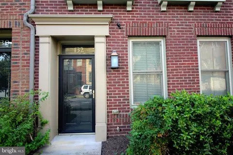 132 Waltman Pl NE, Washington, DC 20011
