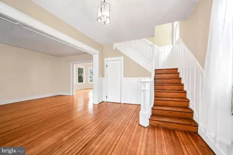 1212 Delafield Pl NW, Washington, DC 20011
