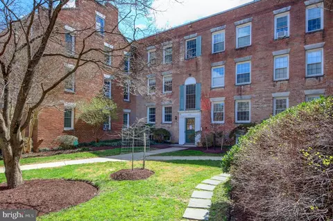 2716 Ordway St NW #2, Washington, DC 20008