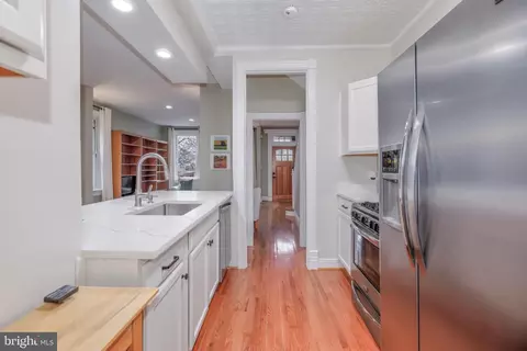 1424 C St NE, Washington, DC 20002 photo 33