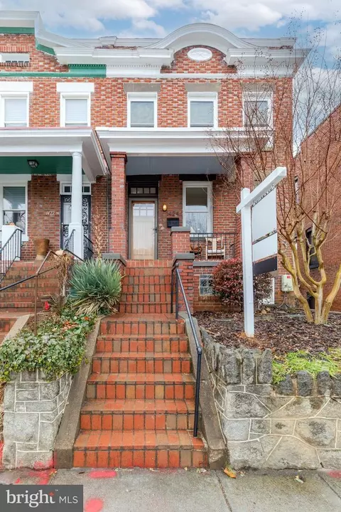 1424 C St NE, Washington, DC 20002 photo 2