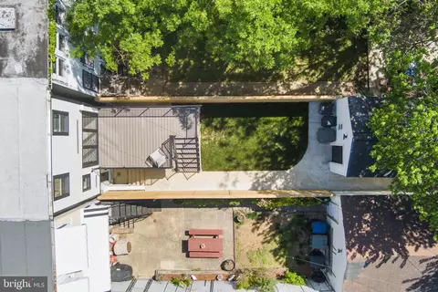 Exterior - 413 18th St SE, Washington, DC 20003 photo 10 of 14