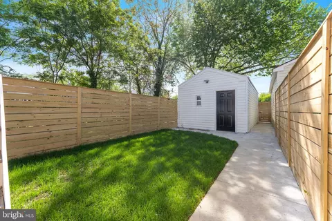 Exterior - 413 18th St SE, Washington, DC 20003 photo 12 of 14