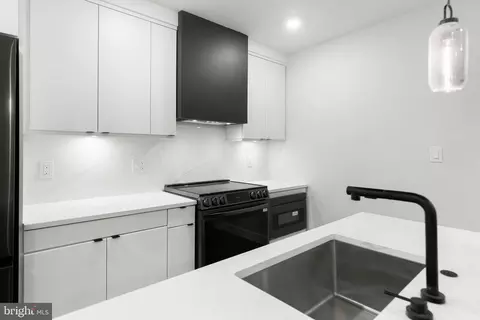 1208 M St NW #1, Washington, DC 20005 photo 8