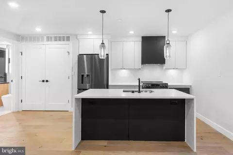 1208 M St NW #1, Washington, DC 20005 photo 7