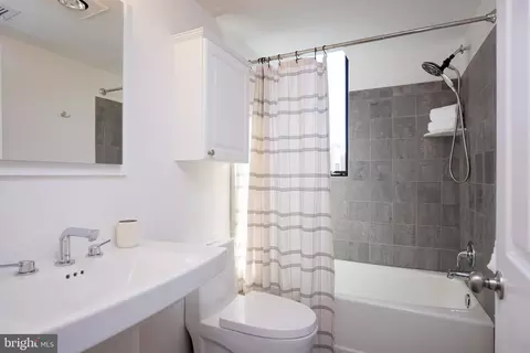 1701 16th St NW #821, Washington, DC 20009 photo 20