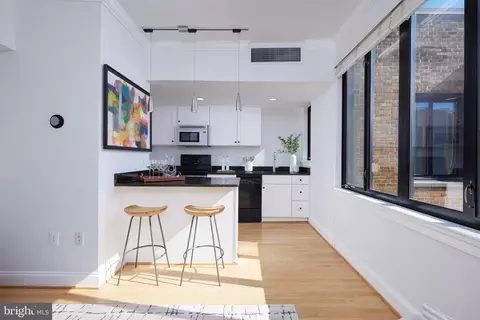 1701 16th St NW #821, Washington, DC 20009 photo 8