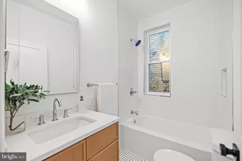 Bath - 1106 E Street St SE, Washington, DC 20003 photo 4 of 6