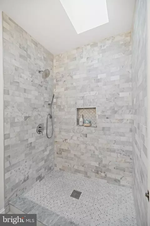 Bath - 1106 E Street St SE, Washington, DC 20003 photo 3 of 6
