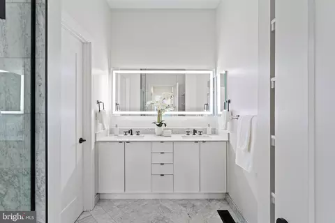 Bath - 1321 D St SE, Washington, DC 20003 photo 2 of 7