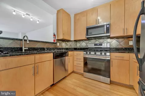 Kitchen - 915 E Street St NW #909, Washington, DC 20004 photo 3 of 3