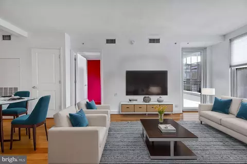 Living - 915 E Street St NW #909, Washington, DC 20004 photo 2 of 2