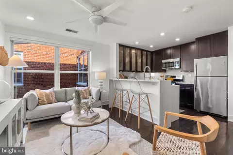 626 Independence Ave SE #305, Washington, DC 20003