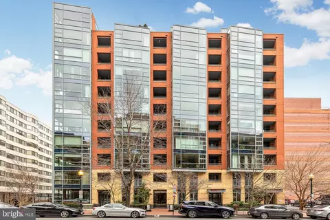 1117 10th St NW #508, Washington, DC 20001
