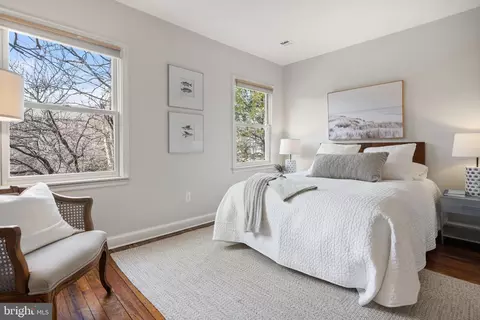 4 14th St SE, Washington, DC 20003 photo 14