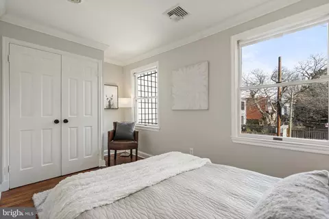 4 14th St SE, Washington, DC 20003 photo 21