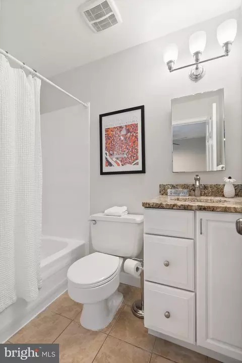 4 14th St SE, Washington, DC 20003 photo 19
