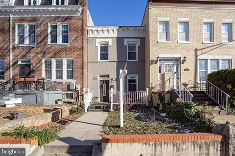 1927 Lincoln Rd NE, Washington, DC 20002