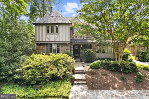 4320 Garfield St NW, Washington, DC 20007