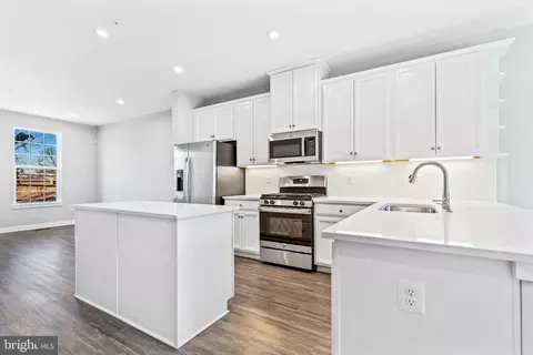 2916 Stanton Rd SE, Washington, DC 20020 photo 6