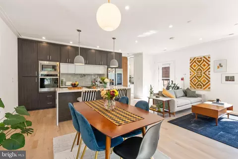 1110 Penn St NE #3, Washington, DC 20002