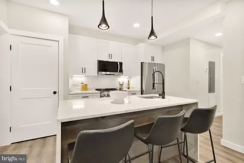 2639 41st St NW #2, Washington, DC 20007 photo 8