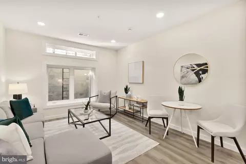 2639 41st St NW #2, Washington, DC 20007 photo 3