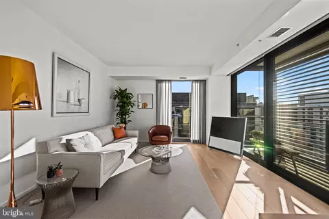 920 I St NW #1109, Washington, DC 20001