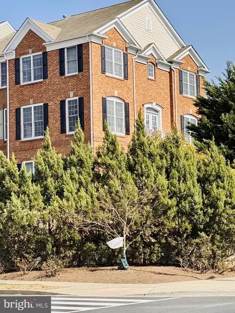 2501 Patricia Roberts Harris Pl NE, Washington, DC 20018