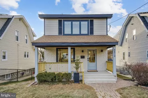 3612 26th St NE, Washington, DC 20018