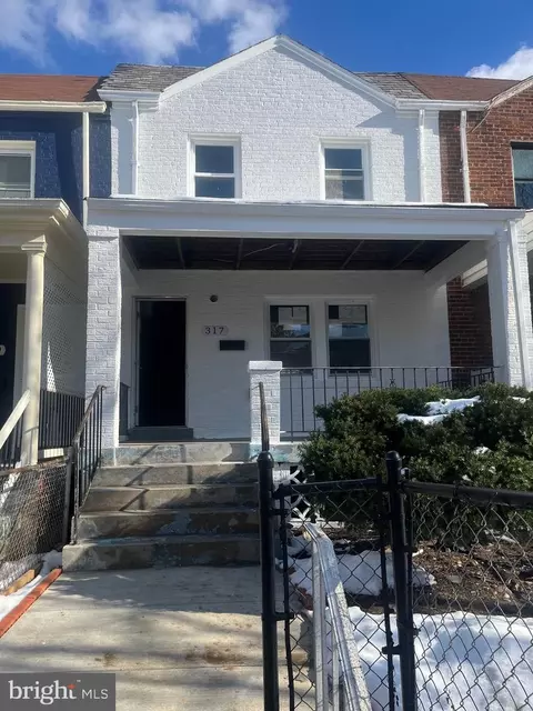 317 18th St NE, Washington, DC 20002