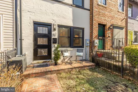 1171 3rd St NE, Washington, DC 20002 photo 2