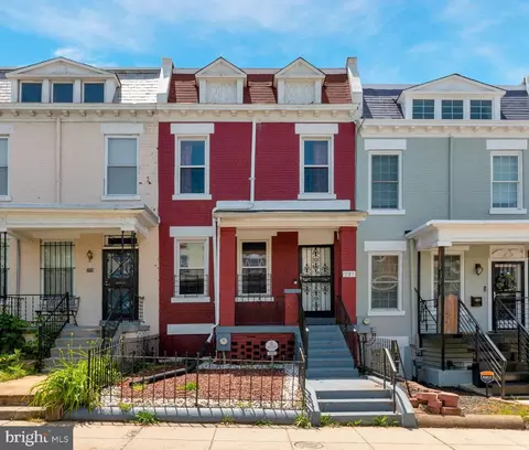 772 Columbia Rd NW, Washington, DC 20001